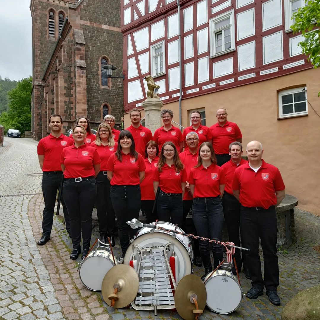 neue polos fuer den spielmannszug